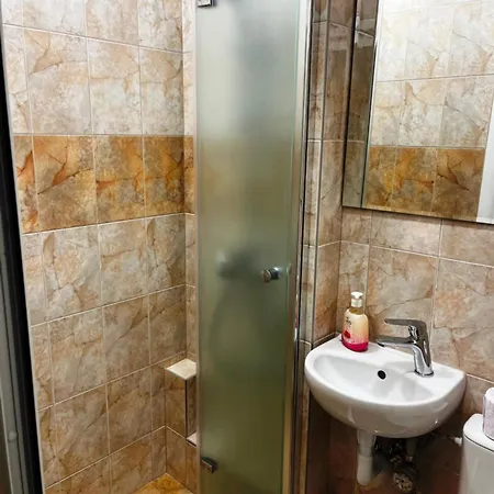 Green Central Apartment דירה *