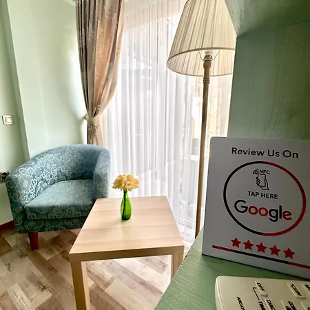 Апартамент Green Central Apartment *