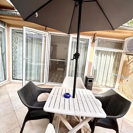 Апартамент Green Central Apartment