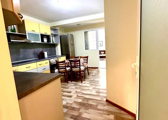 アパート Green Central Apartment *